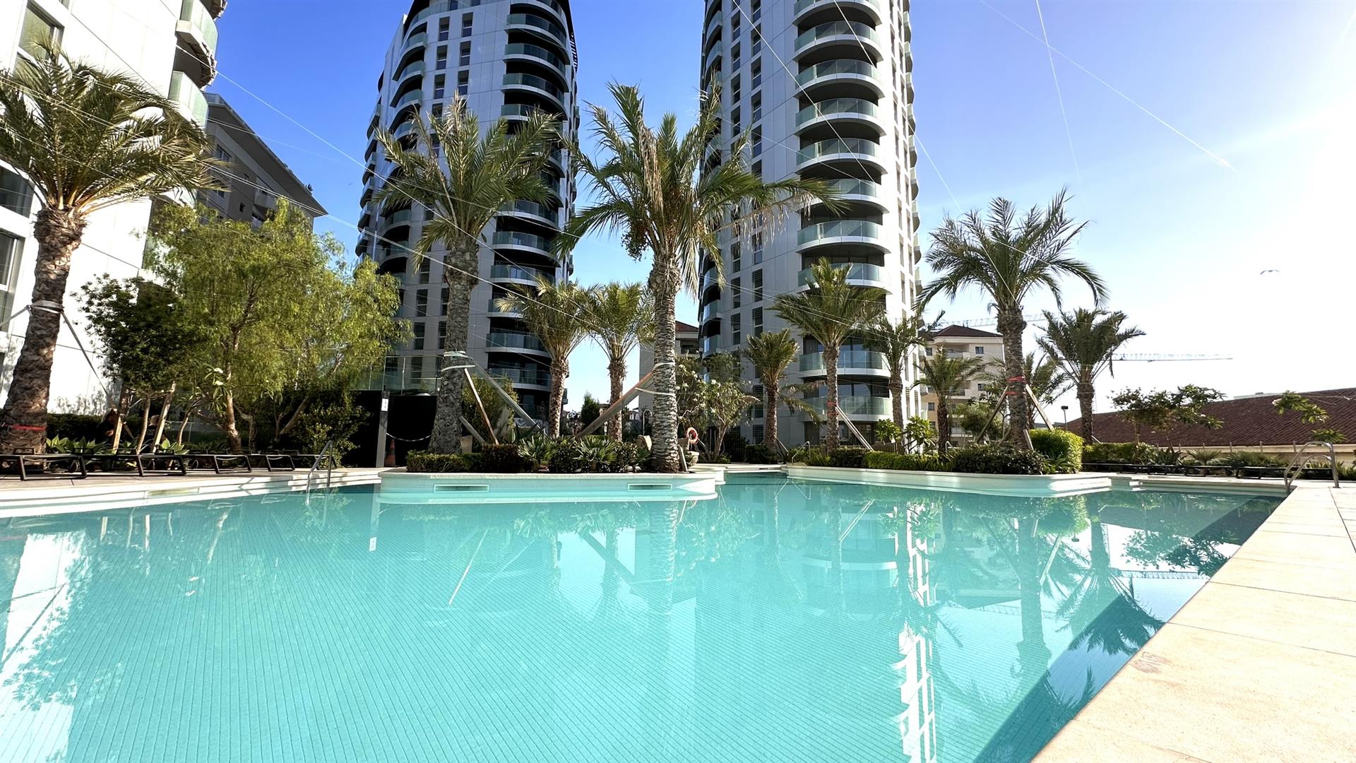 Image of Apartment - 1 Bathrooms for Rental in EuroCity-Gibraltar, Image 1